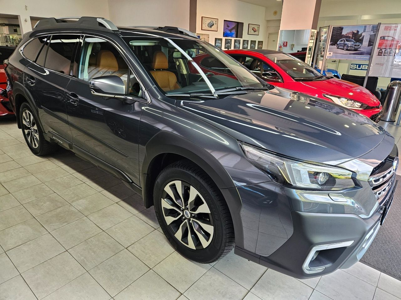 Subaru OUTBACK 2.5i Lineartronic Premium - POSSI imagem 3