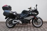 BMW F 800 GT schwarz mit Koffern und Topcase
