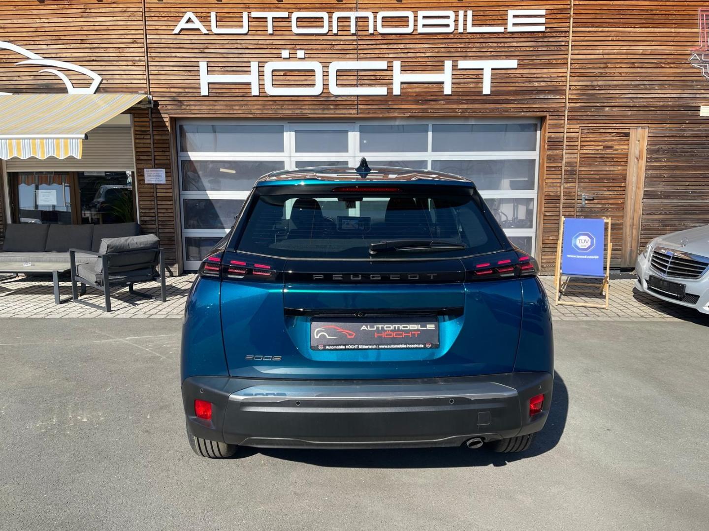 Peugeot 2008 Style Navi LED Apple CarPlay Android Auto K