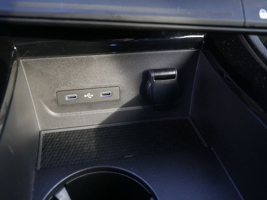 Fahrzeugabbildung Renault Austral Techno 160 KAMERA NAVI AHK ACC LED 360°