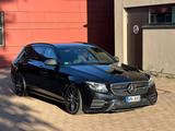 Mercedes-Benz E 53 AMG E 53 4MATIC+ T Performance Carbon Voll  - Mercedes E 53 AMG mit Anhängerkupplung