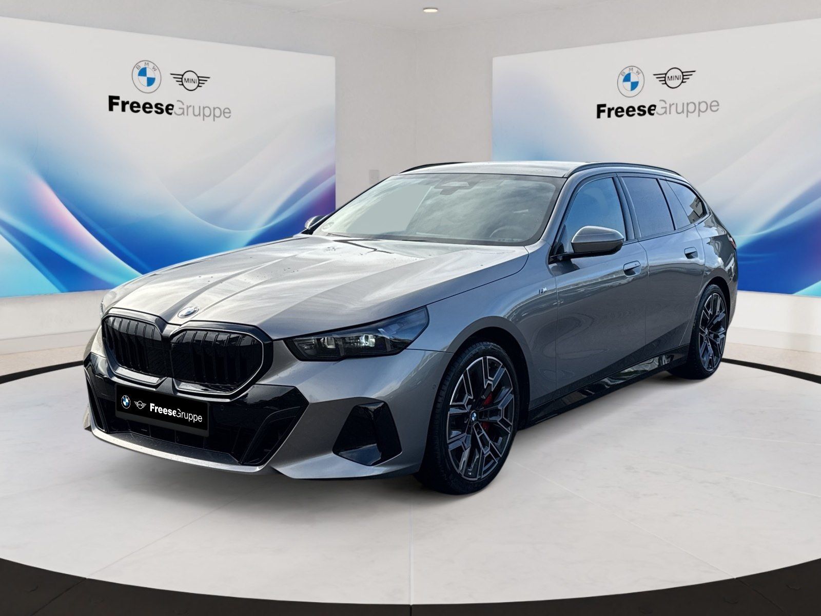 BMW 540d xDrive AHK 360° HEAD-UP SITZBELÜFT PANO RFK