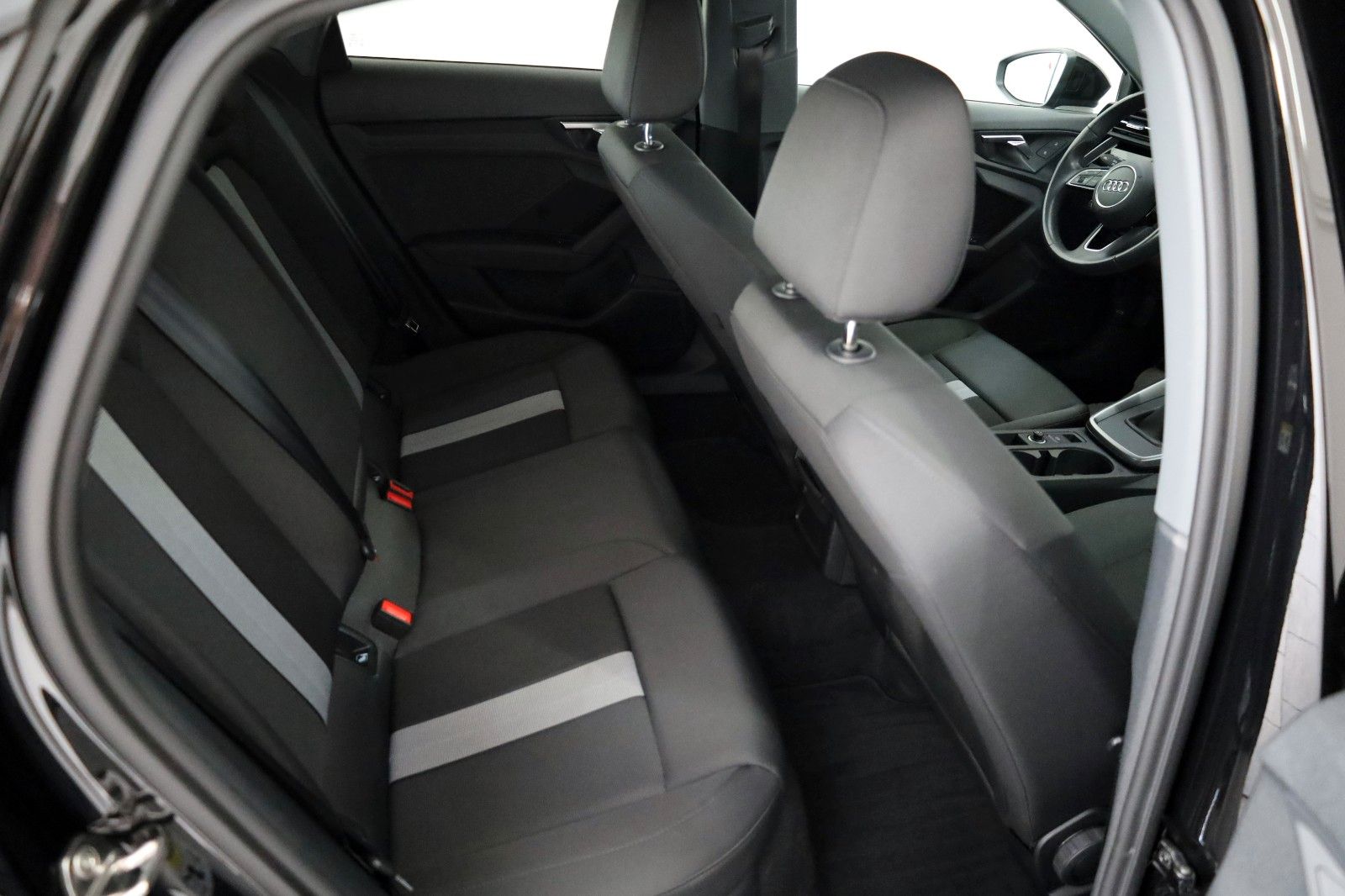 Fahrzeugabbildung Audi A3 Limousine 35 TFSI PDC,Virtual Cockpit,CarPlay