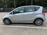 Mercedes-Benz Mercedes Benz A Klasse 160. EZ 11.2009 - Mercedes-Benz 200: B