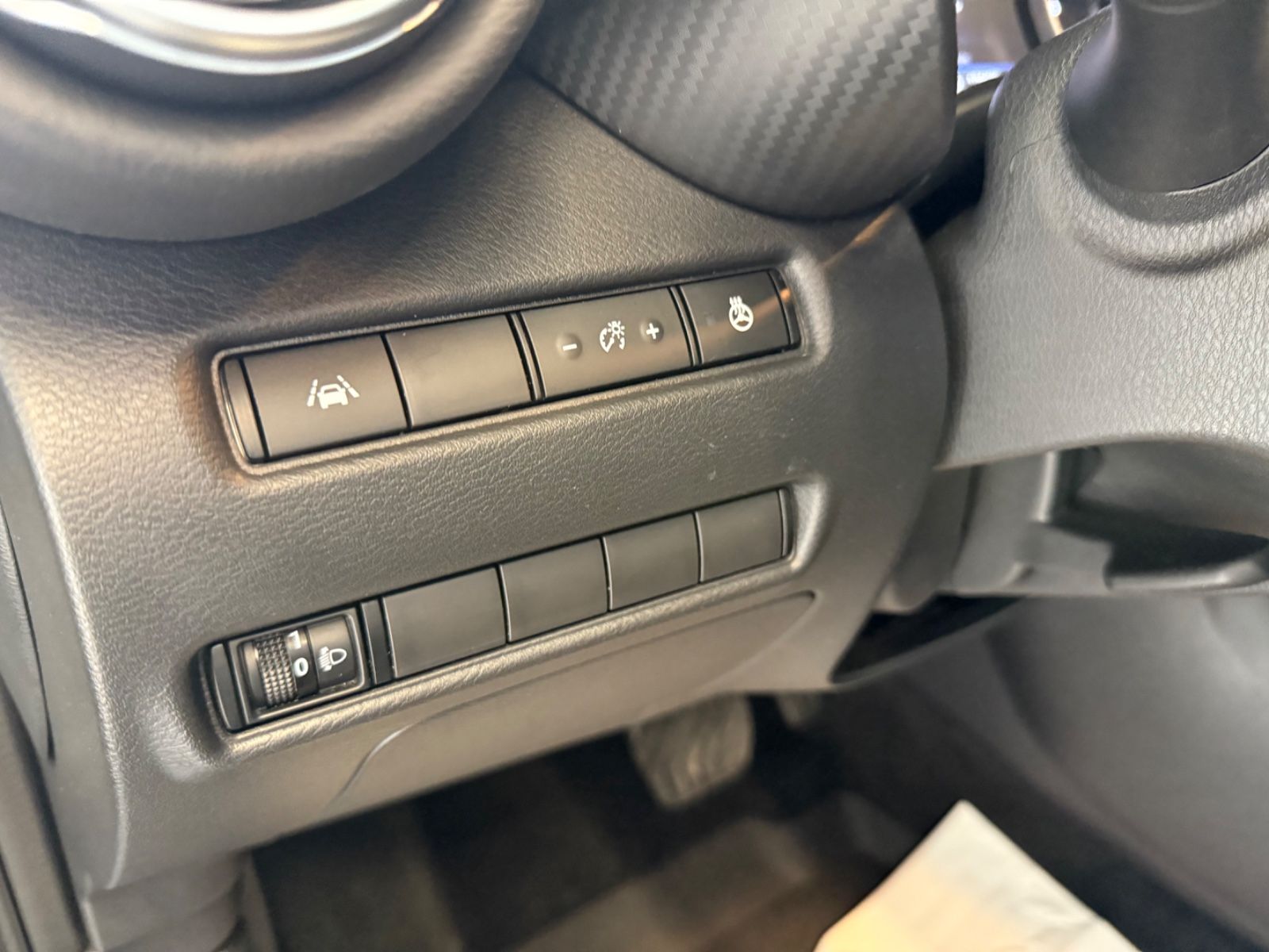 Fahrzeugabbildung Nissan Juke Hybrid N-Connecta-Klimaauto., beh.Frontsch.