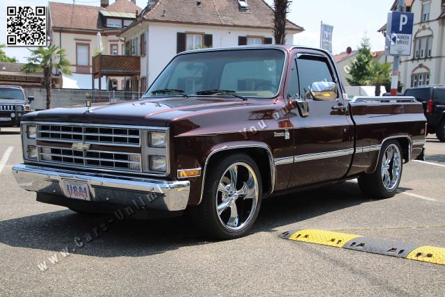 Chevrolet C10 Silverado 350V8 SWB Fleetside - Clean CarFax