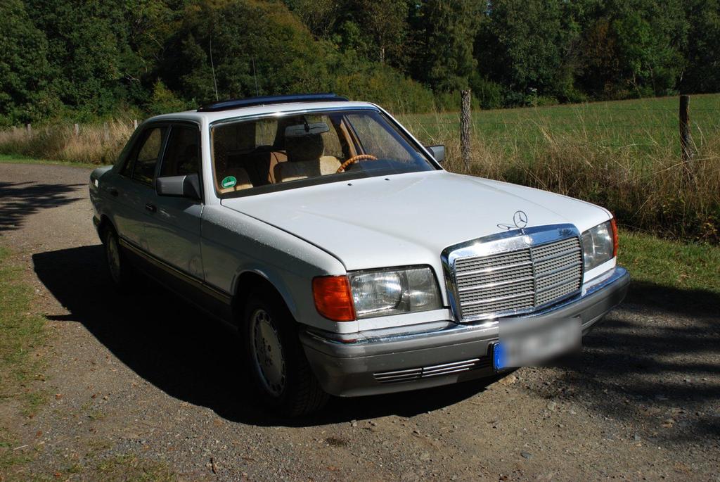 Mercedes-Benz 260