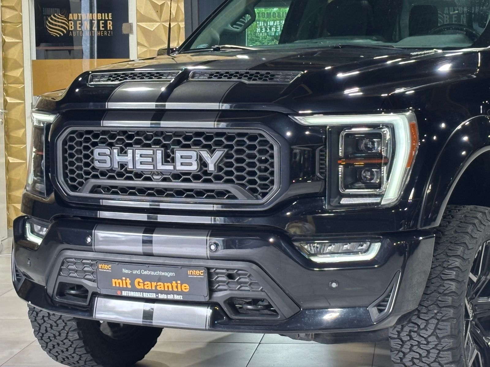 Fahrzeugabbildung Ford F 150 Shelby/785hp supercharger/EU-MODELL/1-HAND
