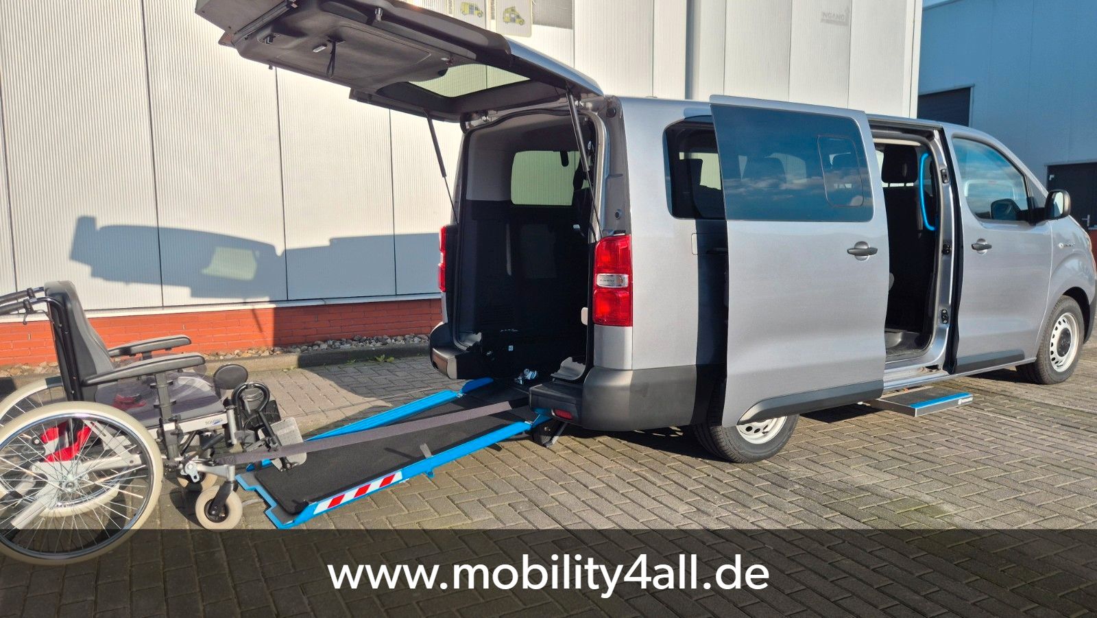 Toyota Rollstuhltransporter L2 ProAce Full-Electric