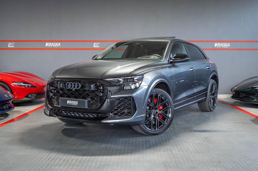 Image of Audi RSQ8
