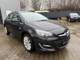 Opel Astra J Lim. 5-trg. Exklusiv - Opel Astra bis 5.000 Euro