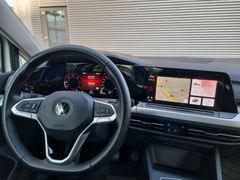 Fahrzeugabbildung Volkswagen Golf VIII Variant 2.0 TDI DSG Life LED NAVI APP