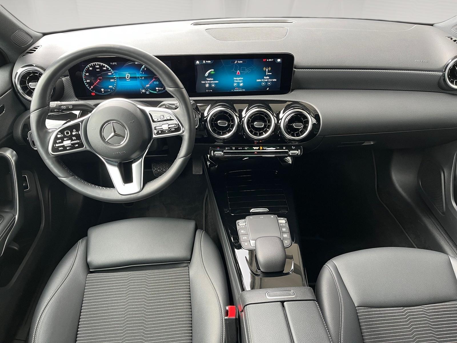 Mercedes-Benz A 250e Progressive Plug in KlimaA+LM+SoundSys