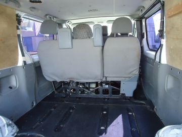 Opel Vivaro - 9