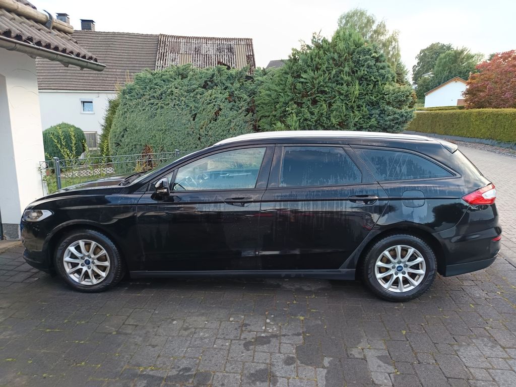 Image of Ford Mondeo