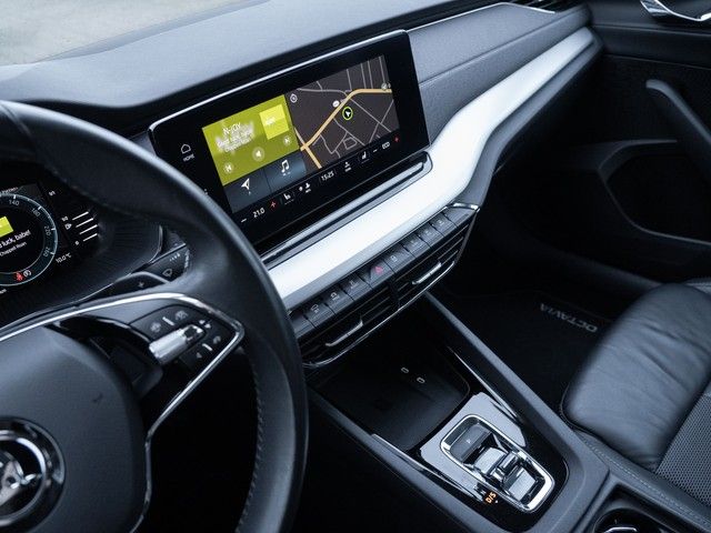 Octavia Combi 1.4 TSI iV Style DSG HUD+RFK+ACC+S