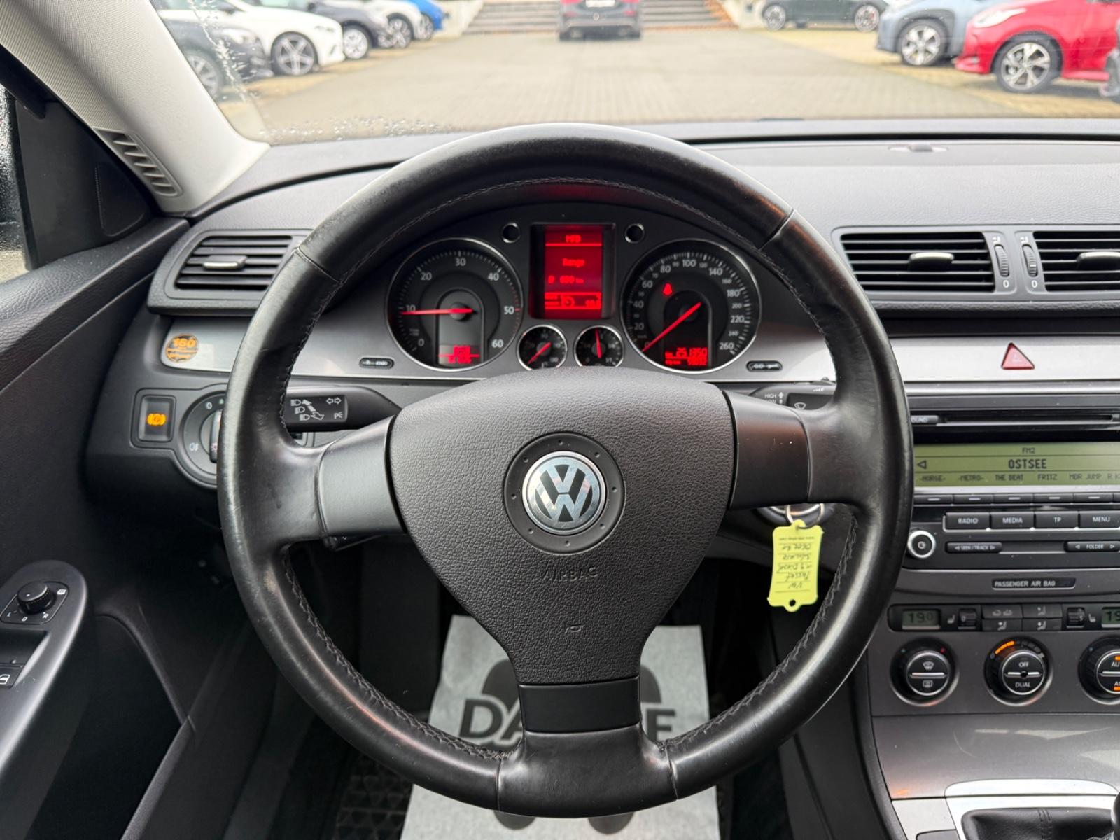Volkswagen Passat 2008 — photo 18
