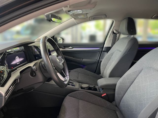 Fahrzeugabbildung Volkswagen Golf Variant 2.0 TDI DSG LIFE GJR ACC NAVI AHK