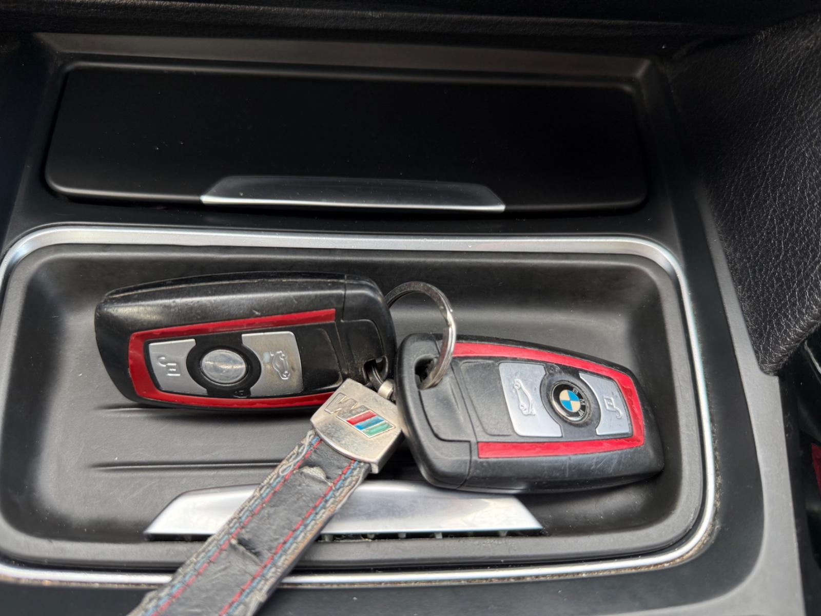 BMW 335i xDrive Sport Line | 306 ch | BVA | Harman Kardon | GPS Professional | Phares bi-xénon | Sièges chauffants