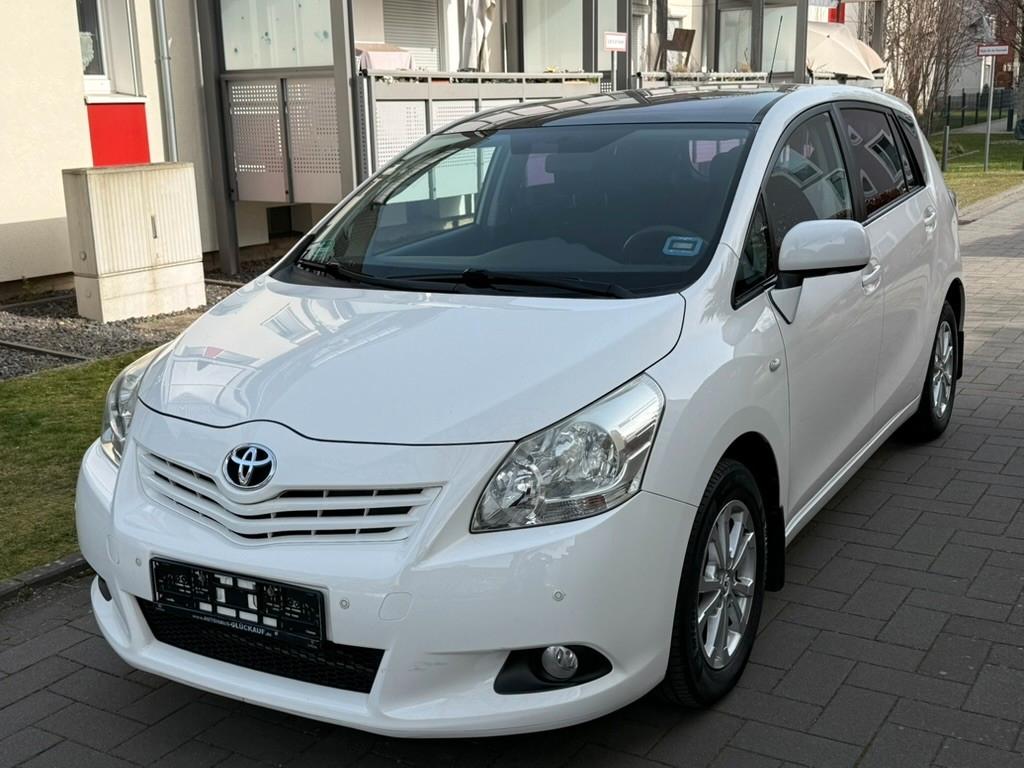 Toyota Verso 1.8l Edition/7.Sitze/Navi/Pano/Kam/Xenon