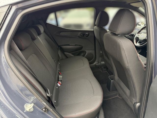 Fahrzeugabbildung Hyundai i10 1.0 N Line +KLIMA+NAVI+RFK+SHZ+PDC+CARPLAY+U