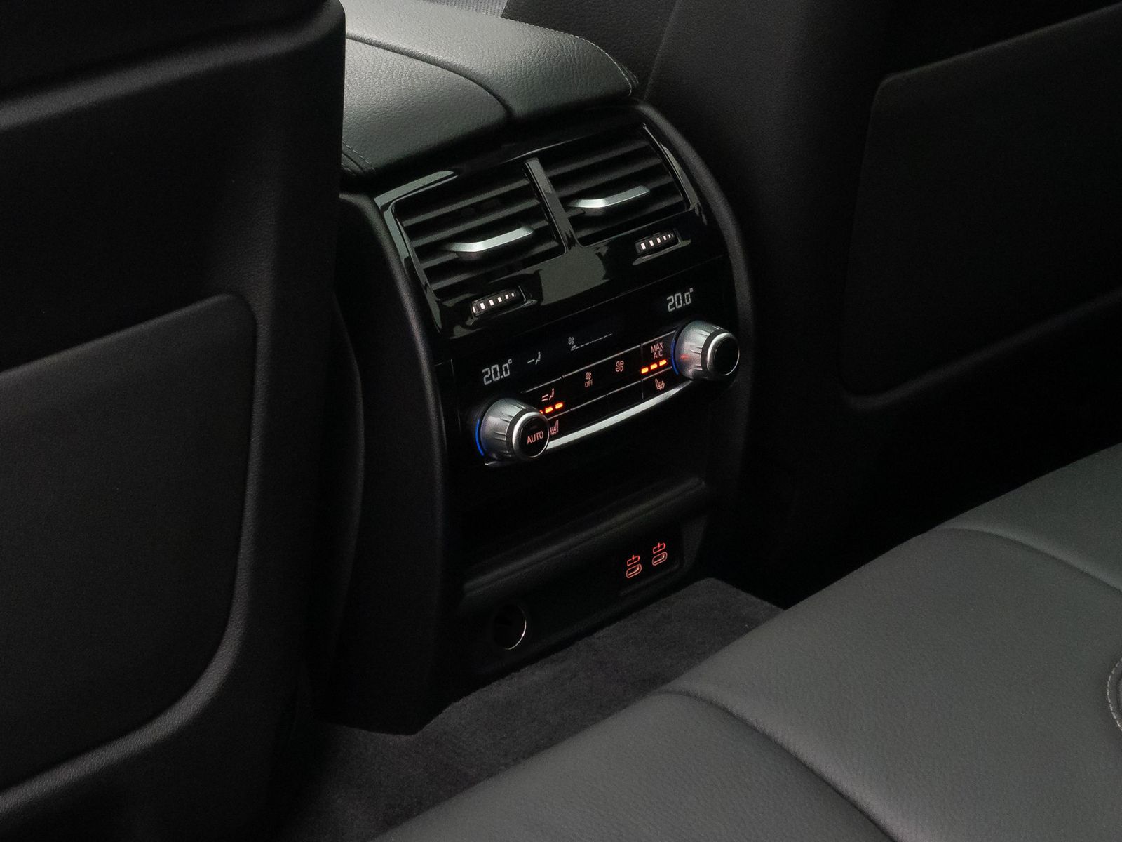 Fahrzeugabbildung BMW 540i xD Luxury Line Laser DAB Massage Kamera H/K