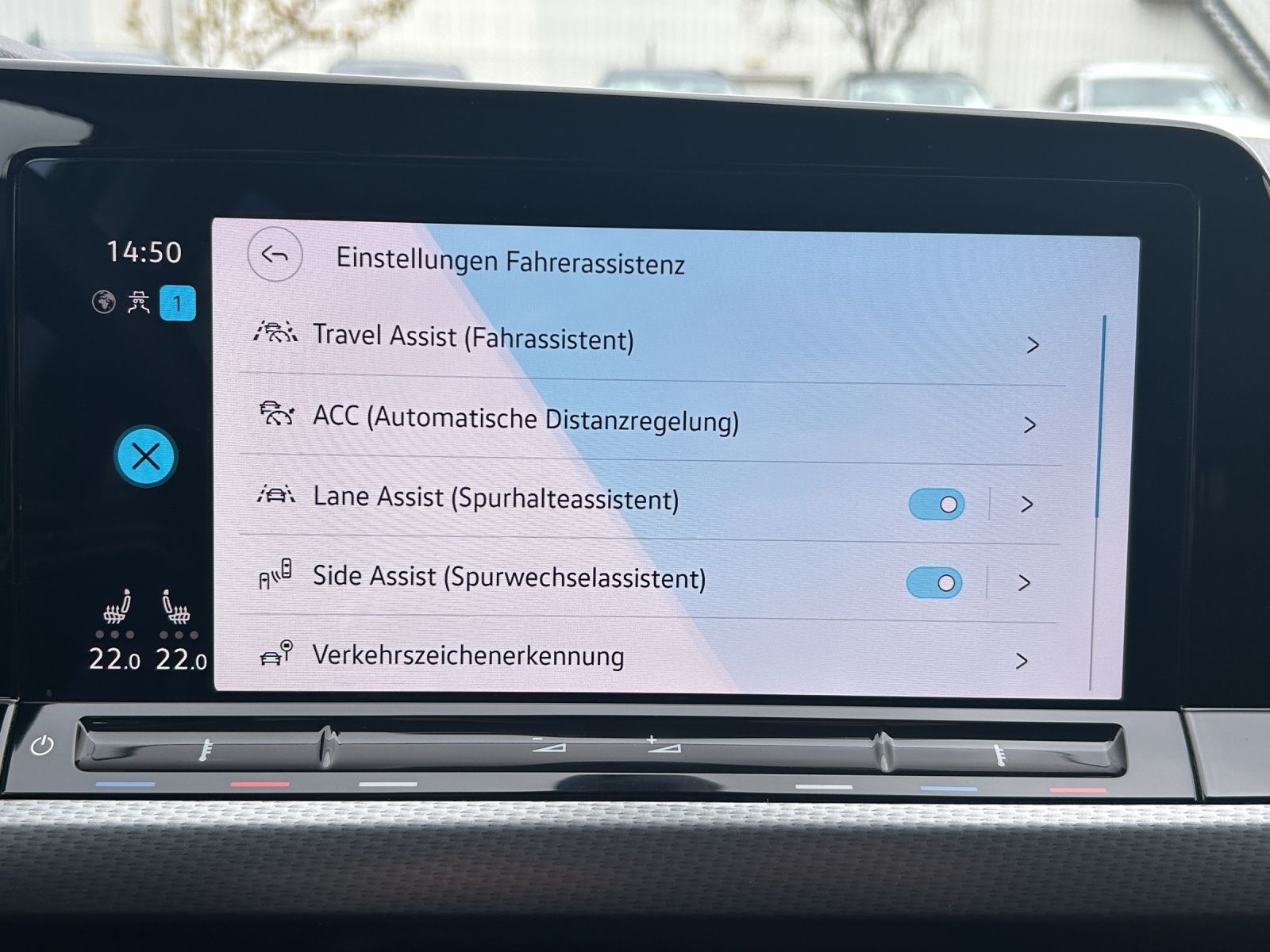 Fahrzeugabbildung Volkswagen Golf VIII Variant Alltrack TDI DSG IQ Light ACC