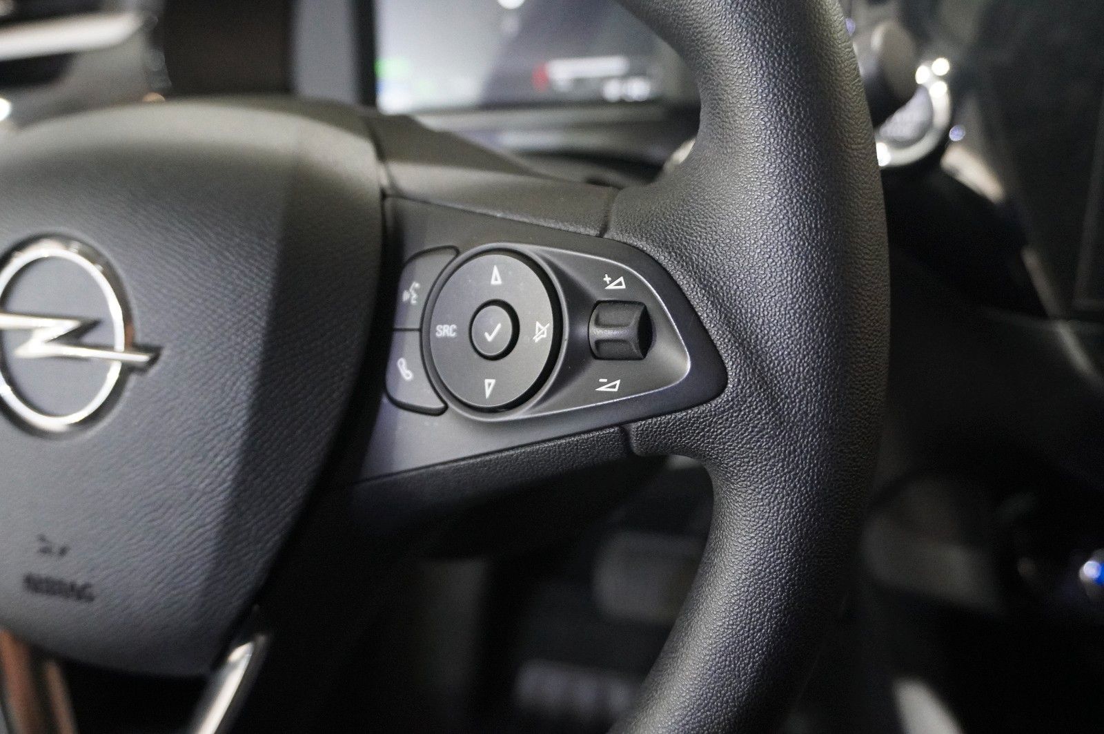 Fahrzeugabbildung Opel Corsa-e  EDITION 7,4kw/50kwh/Wärmepumpe