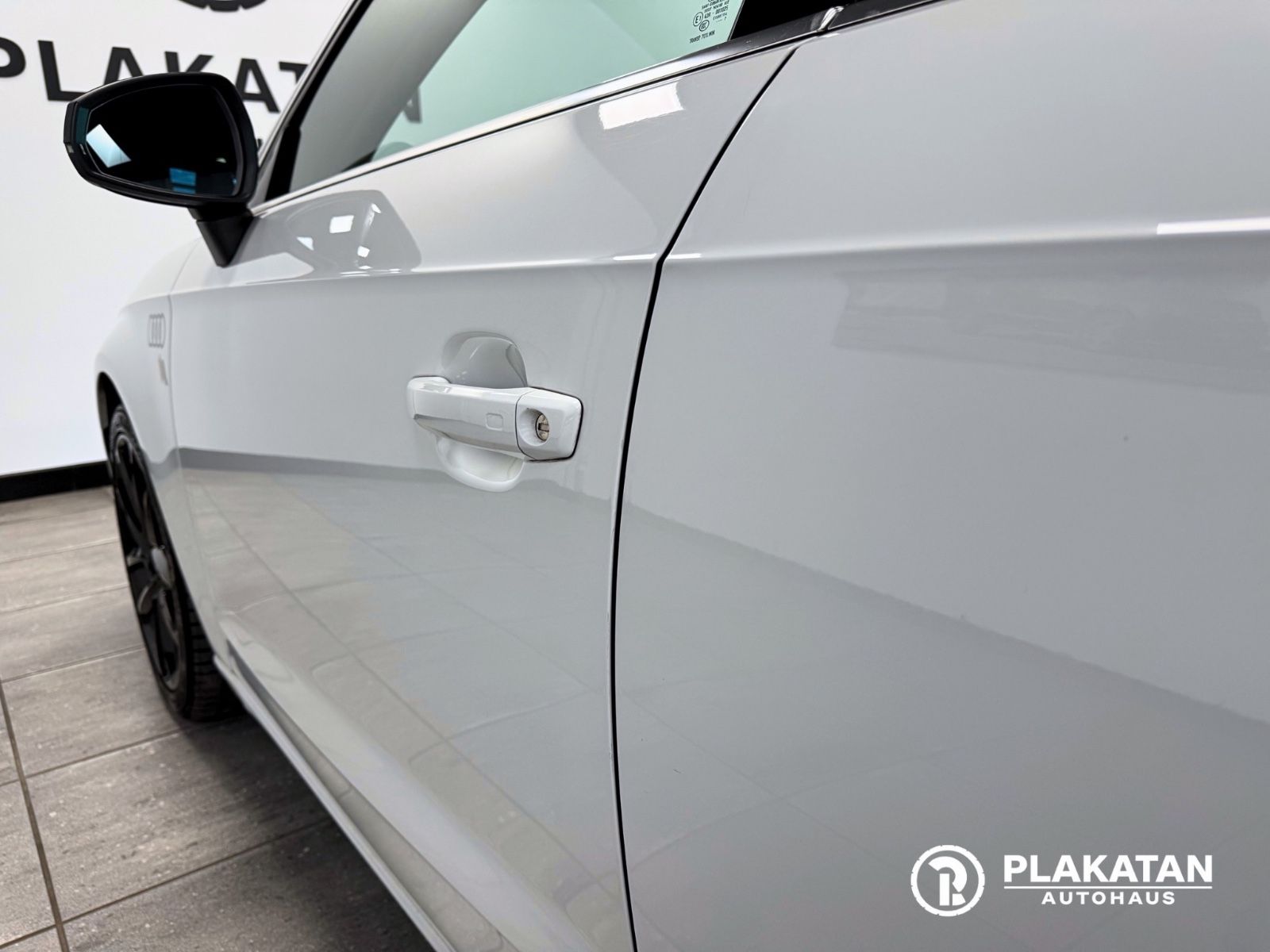 Fahrzeugabbildung Audi A3 Sportback Navi DigitalInstr LED