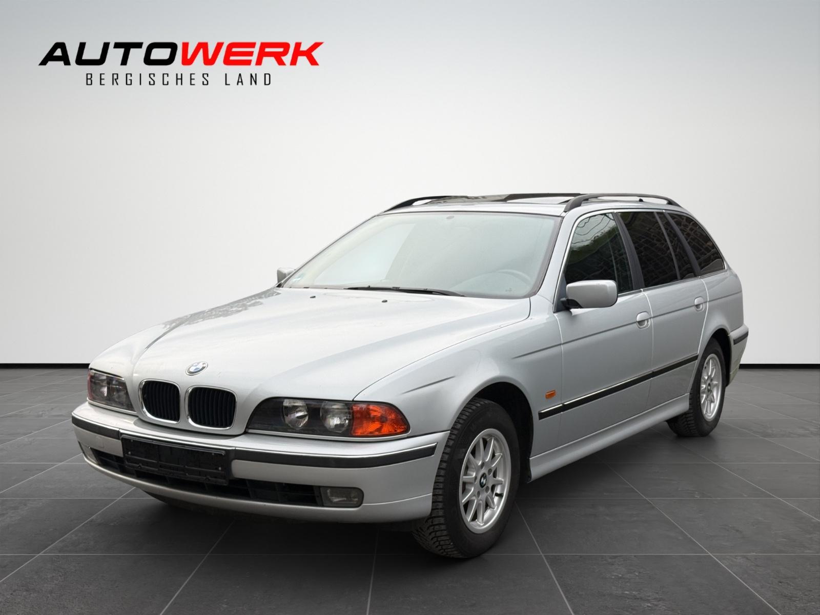BMW 520i A Touring*AUTOMATIK*AHK*viele-NEUTEILE