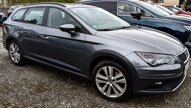 Seat Leon ST X-Perience 4Drive *voll**8 fach bereift*