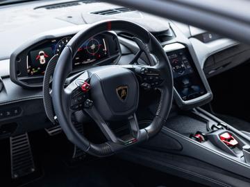 صورة مصغرة 30 لـ 2025 Lamborghini TEMERARIO