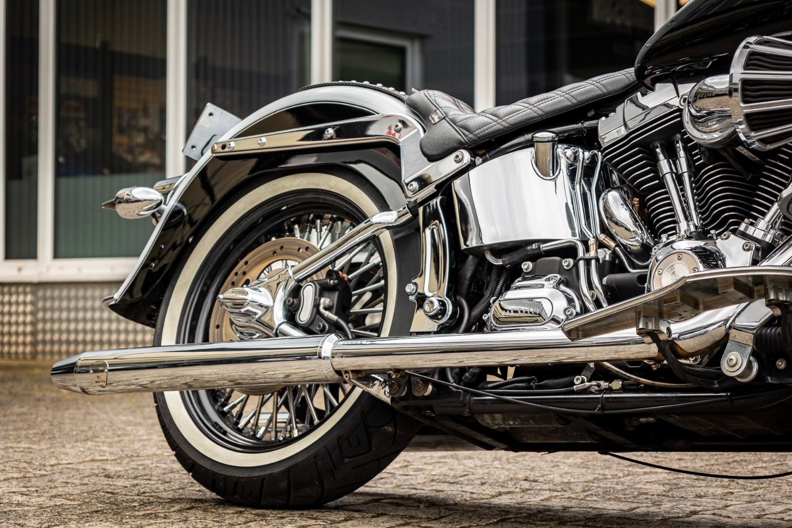 Fahrzeugabbildung Harley-Davidson FLSTC Heritage Classic Twin Cam 96 cui - Chicano