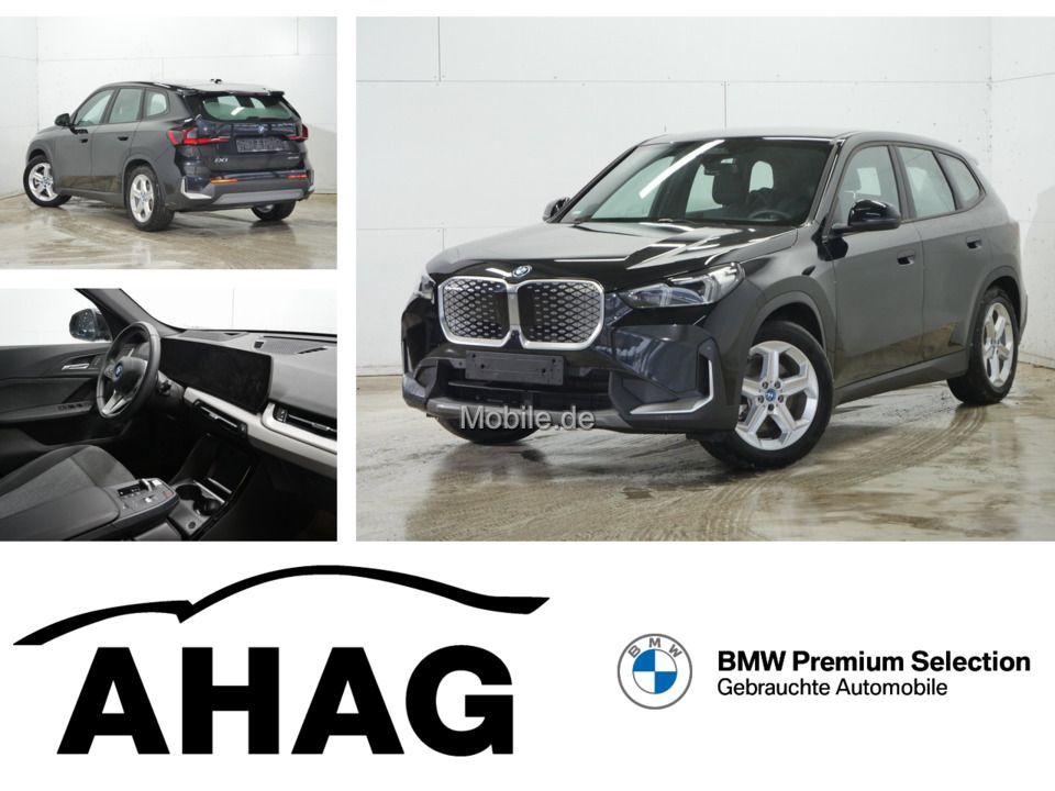 iX1 xDrive30 Head-Up Adaptives Fahrwerk