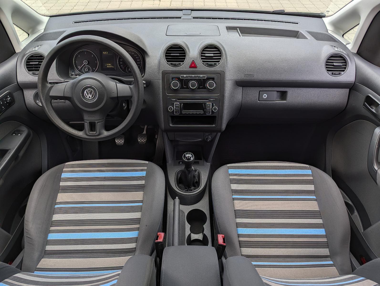 Volkswagen Caddy 2012 — photo 12