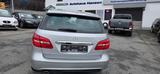Mercedes-Benz B 200, Panorama, Garantie !!! AHK - Mercedes-Benz: Scheckheftgepflegt, 200