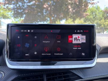 Peugeot 2008 Allure PT 130 EAT8 Navi+SHZ+RFK+LED+Carplay
