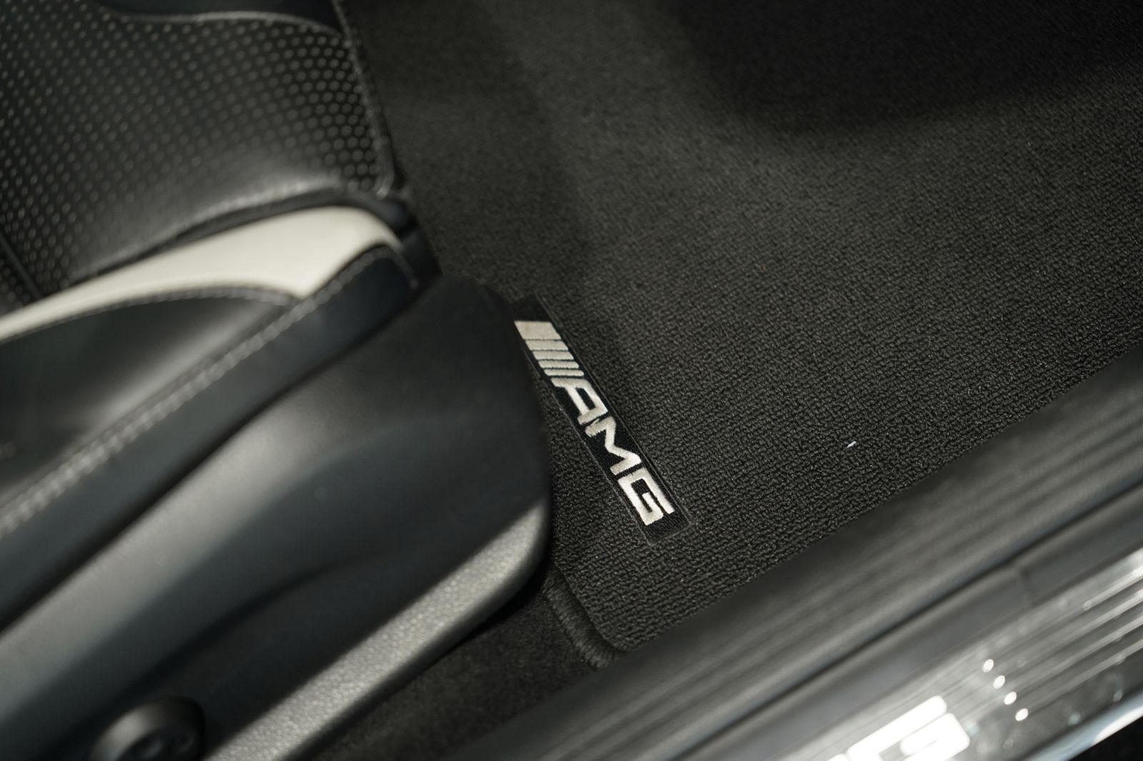 Mercedes Benz C 63 Amg