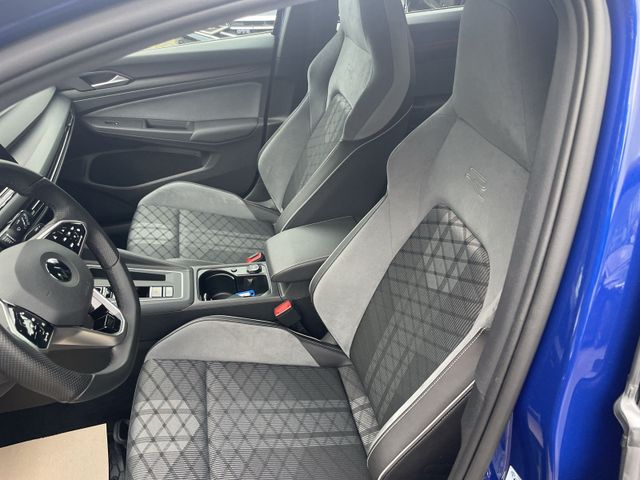 Golf R-Line eTSi DSG Navi AZV Kamera