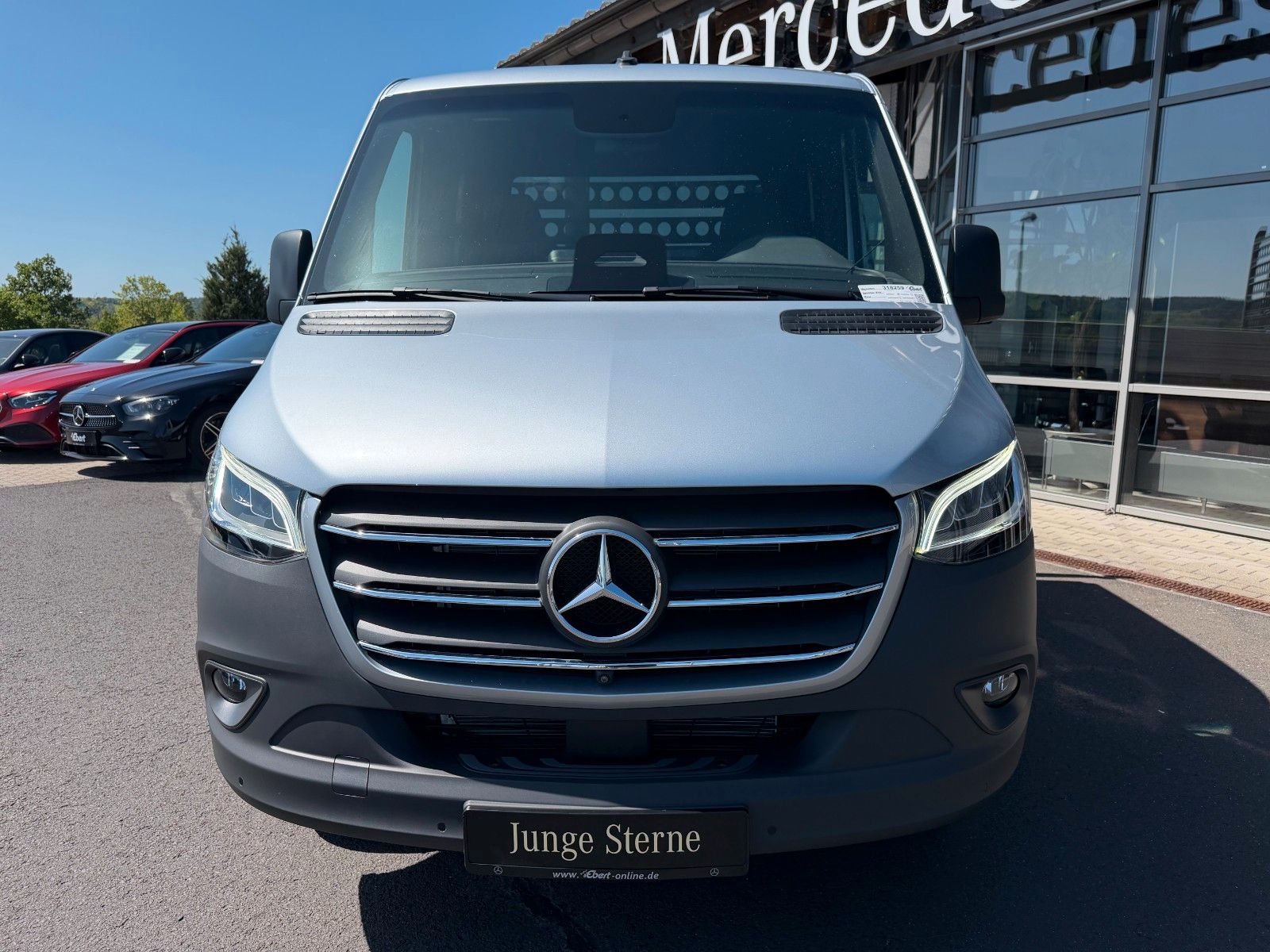Fahrzeugabbildung Mercedes-Benz Sprinter 519 CDI DoKa Henschel 3-S-Kipper