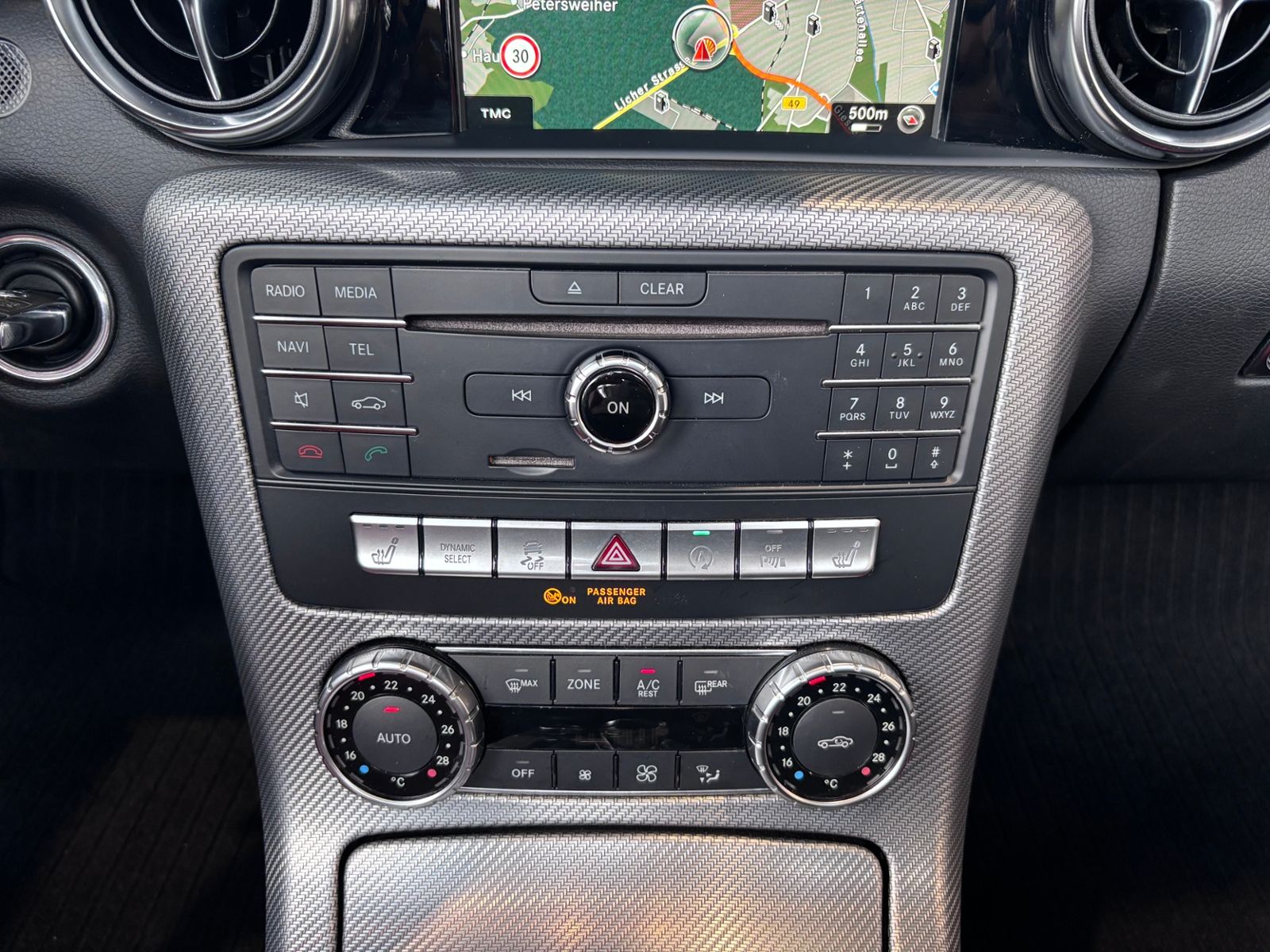 Fahrzeugabbildung Mercedes-Benz SLC 300 9G-Tronic LED NAVI ALU