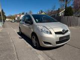 Toyota Yaris Cool+ 1.3 101PS Klima AHK Servo Radio - Toyota Yaris: Ps