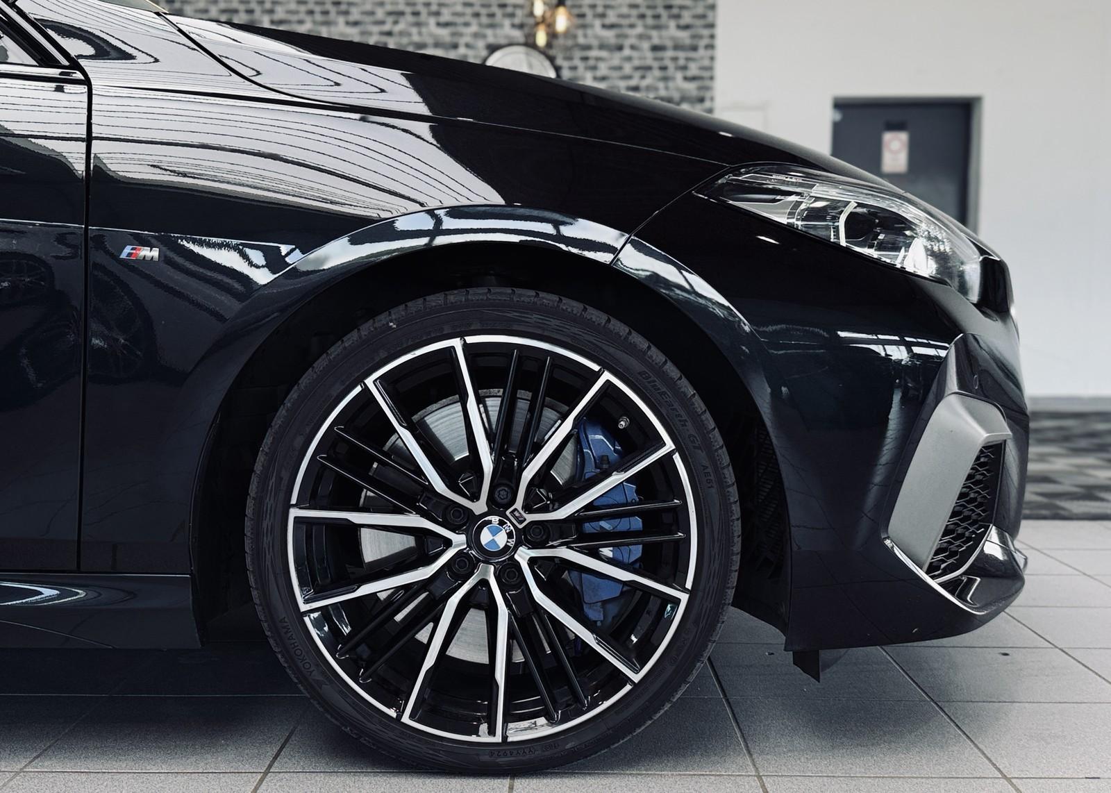 BMW M235i PERFORMANCE |H&K|PANO|M-SPORTSITZE DAKOTA|