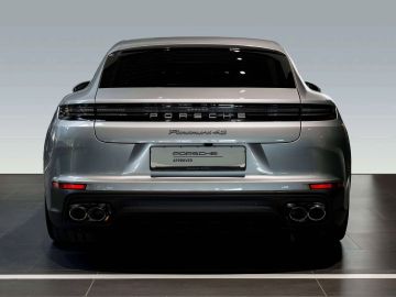 Porsche Panamera - 8