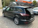 Ford S MAX VIGNALE-PANO-AUTOM-NAVI-7 SITZER-LEDER - gebrauchte Ford S-Max aus dem Jahr 2019