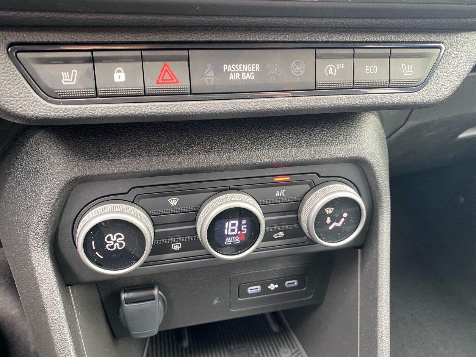 Fahrzeugabbildung Dacia Jogger Journey TCe 110 *LED*NAVI*SITZHZG*KAMERA