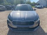 Skoda Superb Combi Selection DSG 4x4/AHK/Navi/Kamera/M - Skoda: Combi