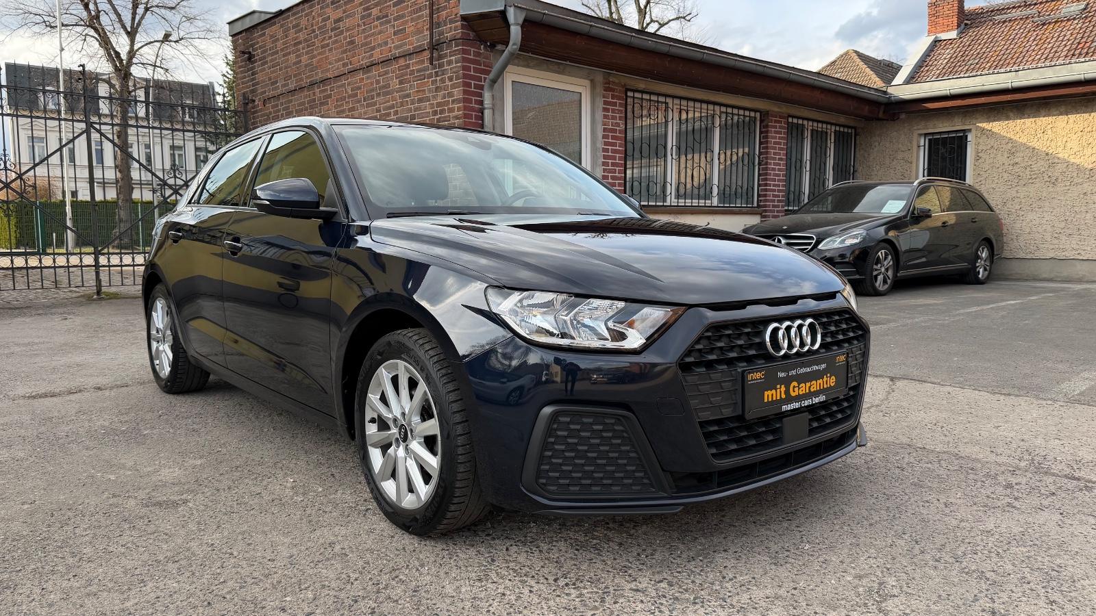 Audi A1 Sportback 25 TFSI basis*Automatik*Scheckheft