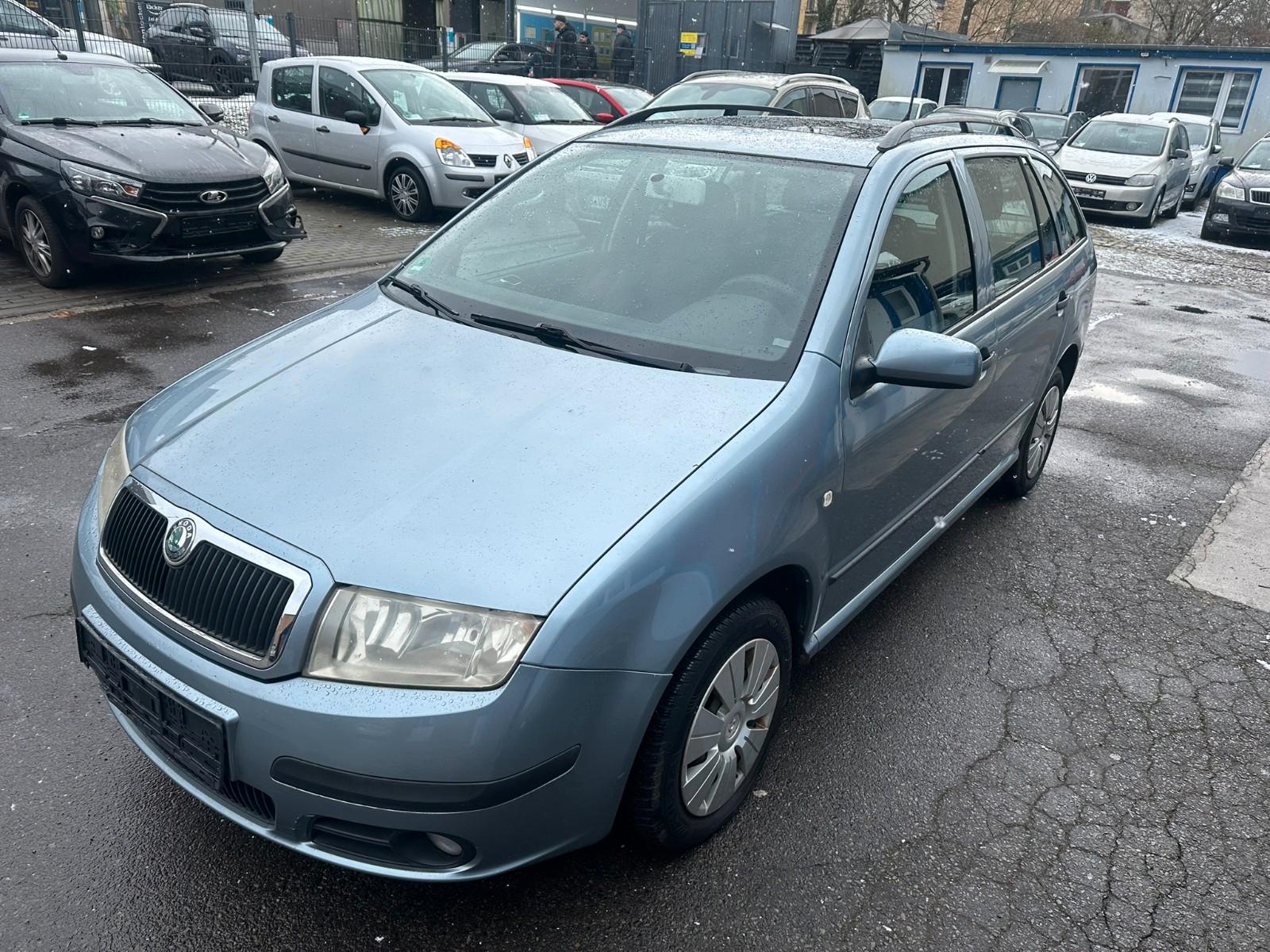 Skoda Fabia Combi 1.4 Ambiente*S-Dach*PDC*AHK*Euro4*