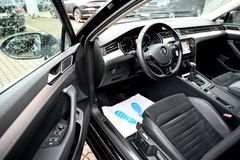VW Passat Variant 1.5 TSI Highline Navi CAM Leder